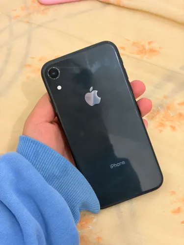 IPHONE XR PRETO