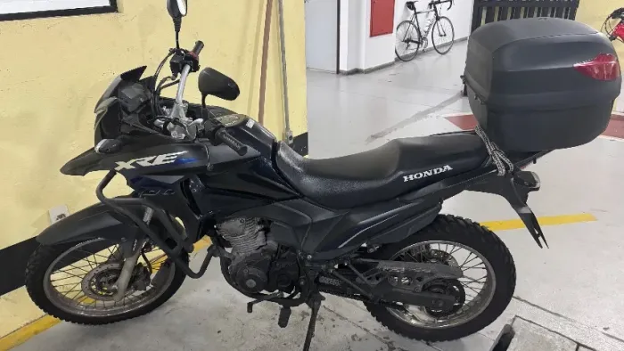 Moto XRE 190cc com baixa Km