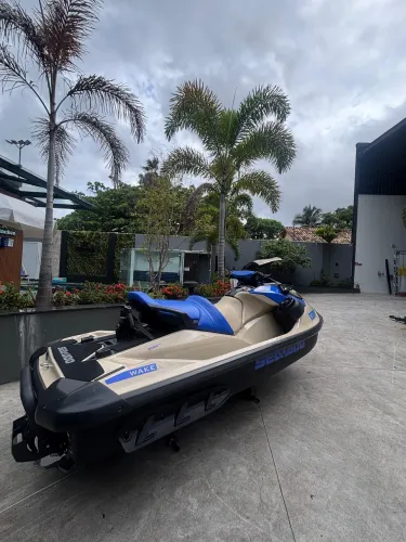 Jet ski 