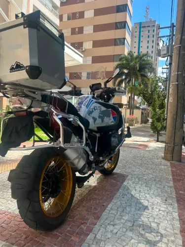 BMW R 1250 GS | COMPLETA | BAÚ ALUMÍNIO | EQUIPADA | LINDA