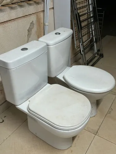 2 Vasos sanitário DECA