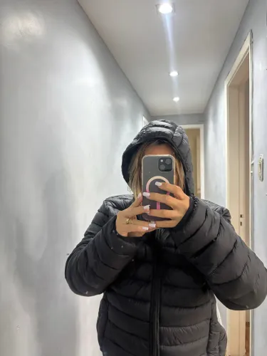 Casaco corta vento, novo, capuz removível, etiqueta do fabricante, do hoje R$99