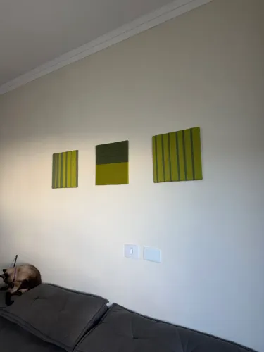 Trio de quadros decorativos arte têxtil 