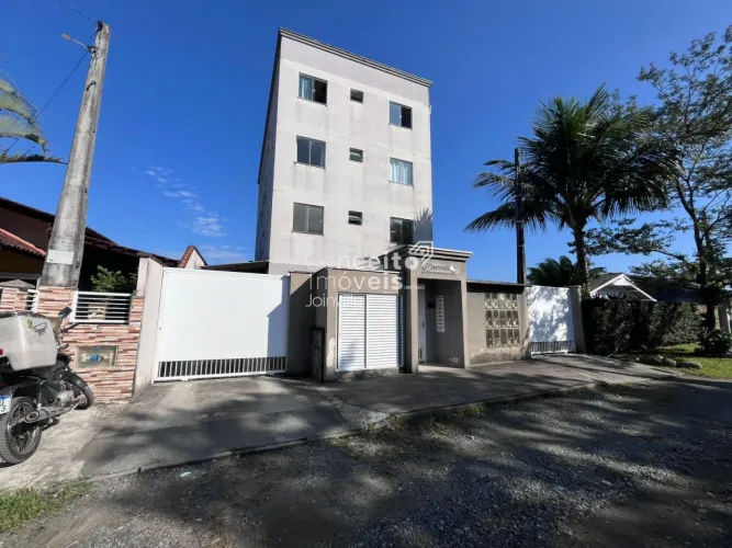 Apartamento Semi-Mobiliado com Sacada e Churrasqueira