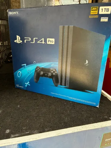 Ps4 pro semi novo (leia descrição)
