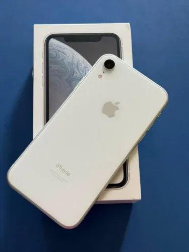 iPhone XR