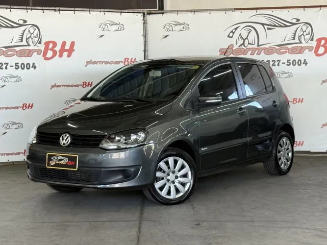 Volkswagen Fox 1.0 MI Total Flex 8V 5P 2013