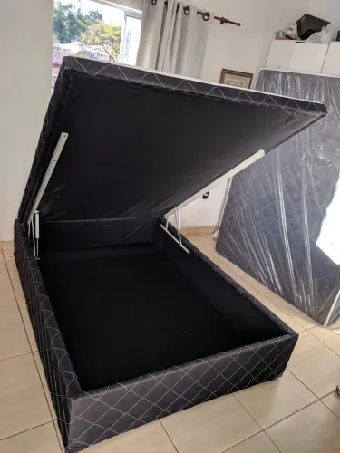 Box baú de fábrica.