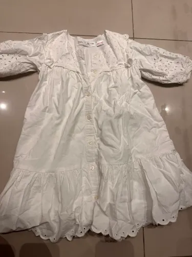 Vestido branco - Zara infantil - com bordado 
