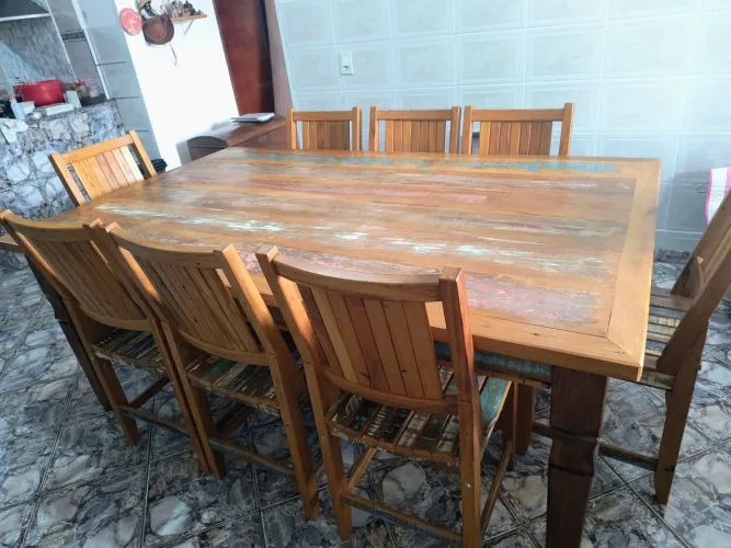 Mesa de jantar/ espaço gourmet com 8 cadeiras 