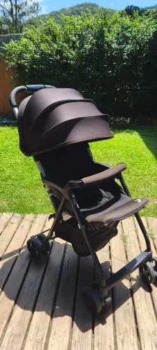 Carrinho De Bebê Chicco Ohlalà dobrável