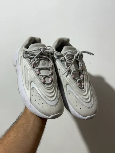 Tênis Adidas Ozelia