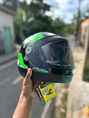 Capacete Pro Tork Sport Moto 788 (Unidades novas, na caixa)