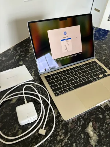 MacBook