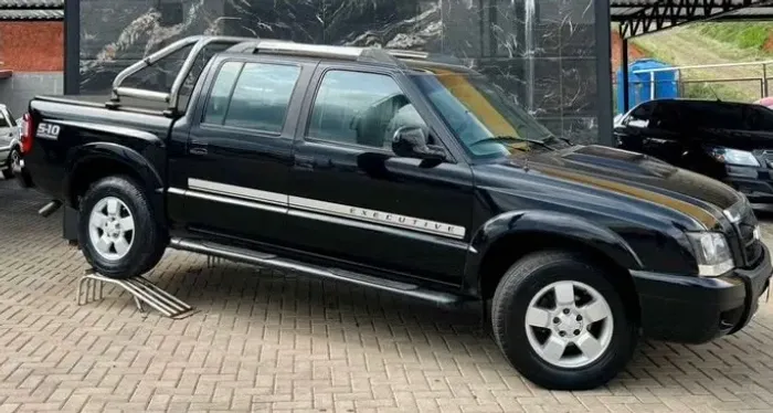Chevrolet S10 P-up Executive 2.4 MPFI F.power CD 2010