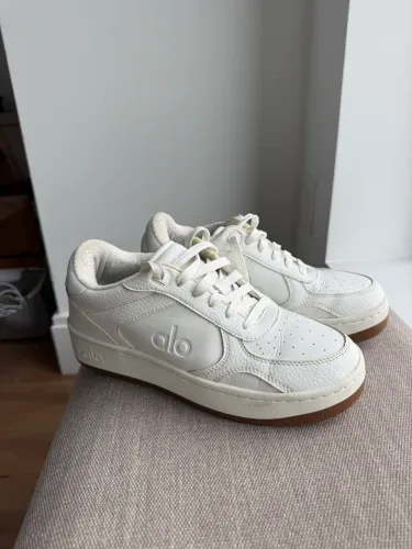 Tenis Alo tamanho 37 BR / 7.5 US