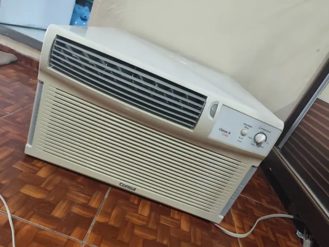 Ar-condicionado 12mil BTUs de janela