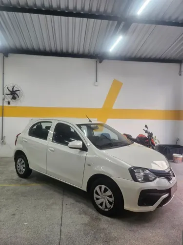 Toyota Etios X 1.3 Flex 16V 5P Mec. 2019