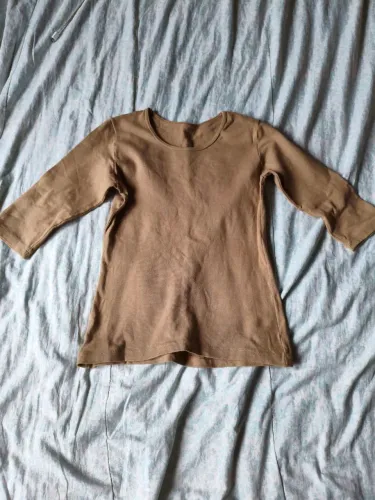 Blusa feminina de manga 3/4 bege