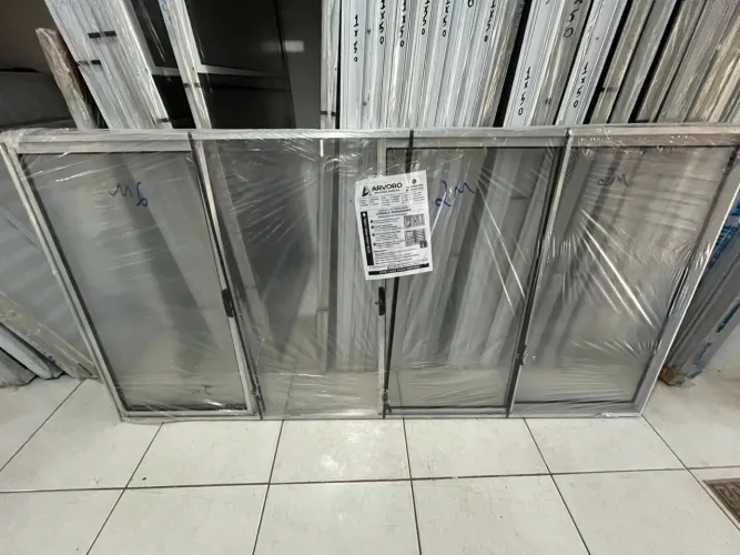 JANELA DE ALUMÍNIO BRILHANTE 4 FOLHAS - SALA E COZINHA - A PARTIR DE R$475