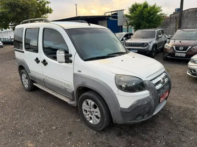 Fiat Doblo Adv/adv Tryon/locker 1.8 Flex 2013