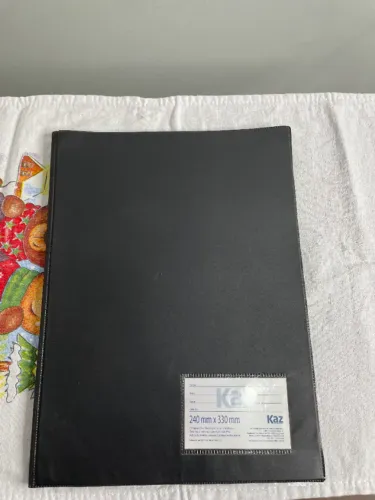 PASTA CATÁLOGO PRETA - 34 ENVELOPES PLÁSTICOS