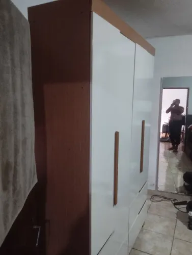 Guarda roupa solteiro 