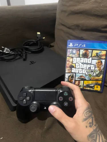 Ps4 slim 1tb + GTA 5