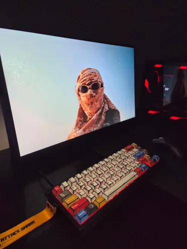Vendo kit Attack Shark: teclado X68 HE + mouse X11 + keycaps personalizadas