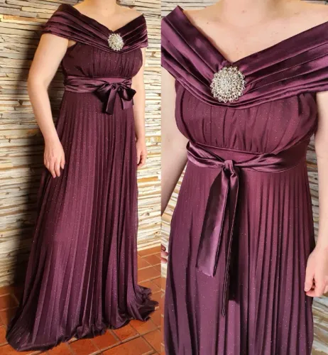 Vestido longo uva, tule e saia plissada, excelente estado