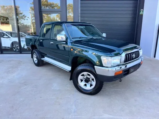 Toyota Hilux CD SR 4X4 3.0 8V 90cv Diesel 2002