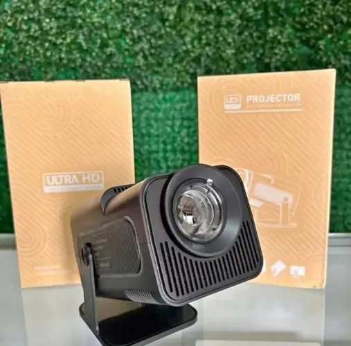 Projetor Hy320 Mini Novos lacrados Portátil Smart Wifi Bluetooth 
