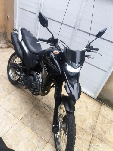 XTZ 250 LANDER 2022