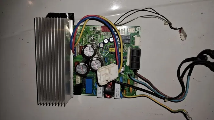 Placa condensadora Samsung modelo AQV09PSBTXXAZ