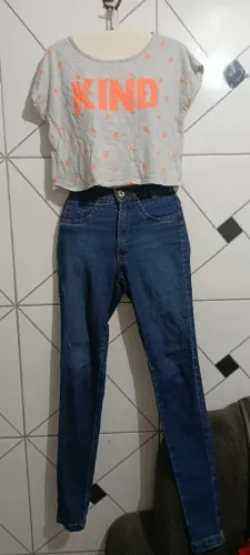 Cropped + calça jeans número 34
