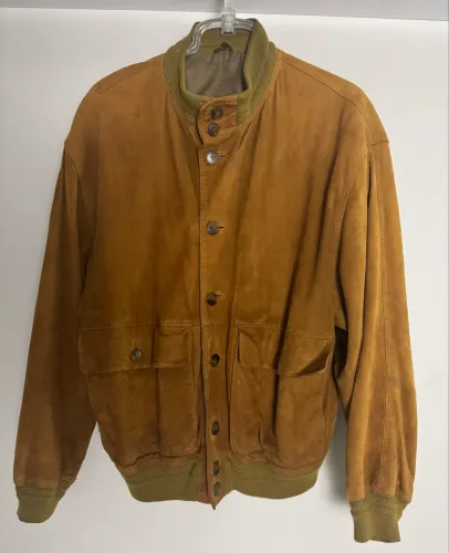 Brechó de roupas finas para homens