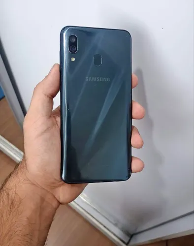 Samsung a30