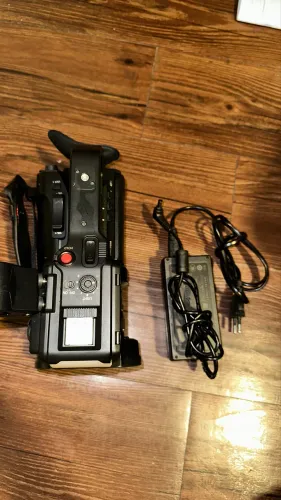 Filmadora Panasonic HC-X2000 4K Profissional Impecável