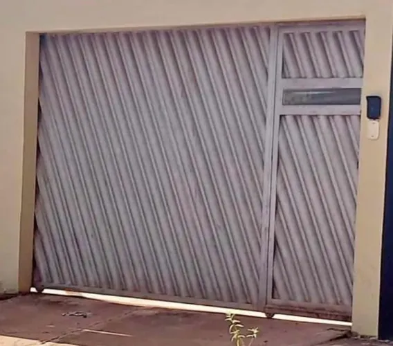 Portão galvanizado