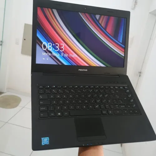 Notebook bem conservado 1 TB / Bateria boa todo 100%