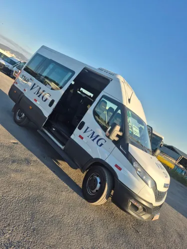 Iveco Daily Minibus 45-170 Fretam. (die)(e5) 2023
