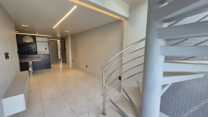 COBERTURA DUPLEX FRENTE MAR PARA LOCAÇÃO EM CABO BRANCO