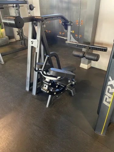 Academia equipamento (coice)