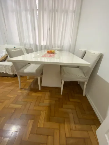 Mesa com 6 cadeiras de laca Branca 