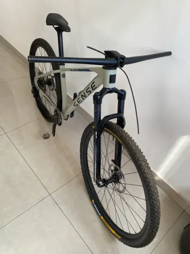 Aro 29 sense impact comp