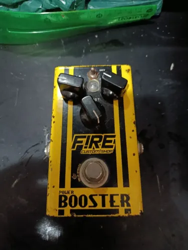 Pedal booster 