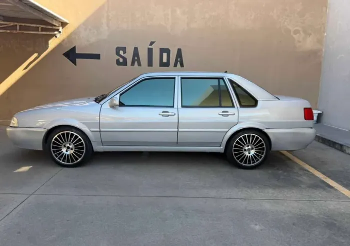 Volkswagen Santana 1.8 MI (álcool) 2001