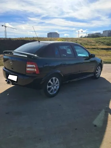 Chevrolet Astra GSI 2.0 16V 136cv Hatchback 5P 2005