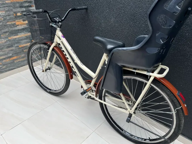 Bicicleta com cadeirinha zera !