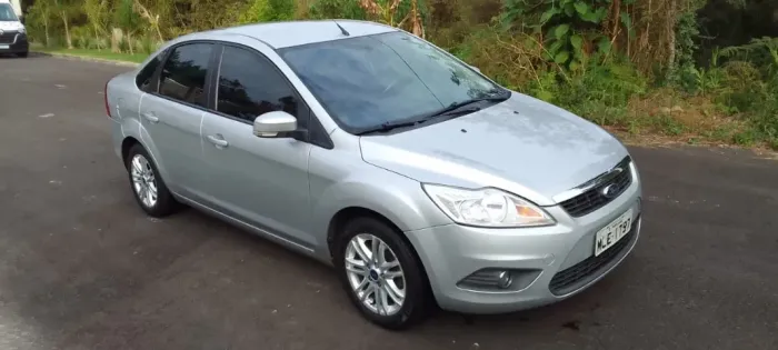 Ford Focus Sedan 1.6/1.6 Flex 8v/16v 4P Mec. 2013